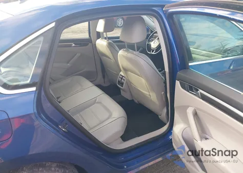 2017 Volkswagen Passat 1.8T Se from USA, damaged, VIN 1VWBT7A37HC024207